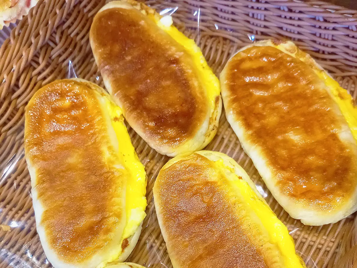 たまごとミートソースのパニーニ